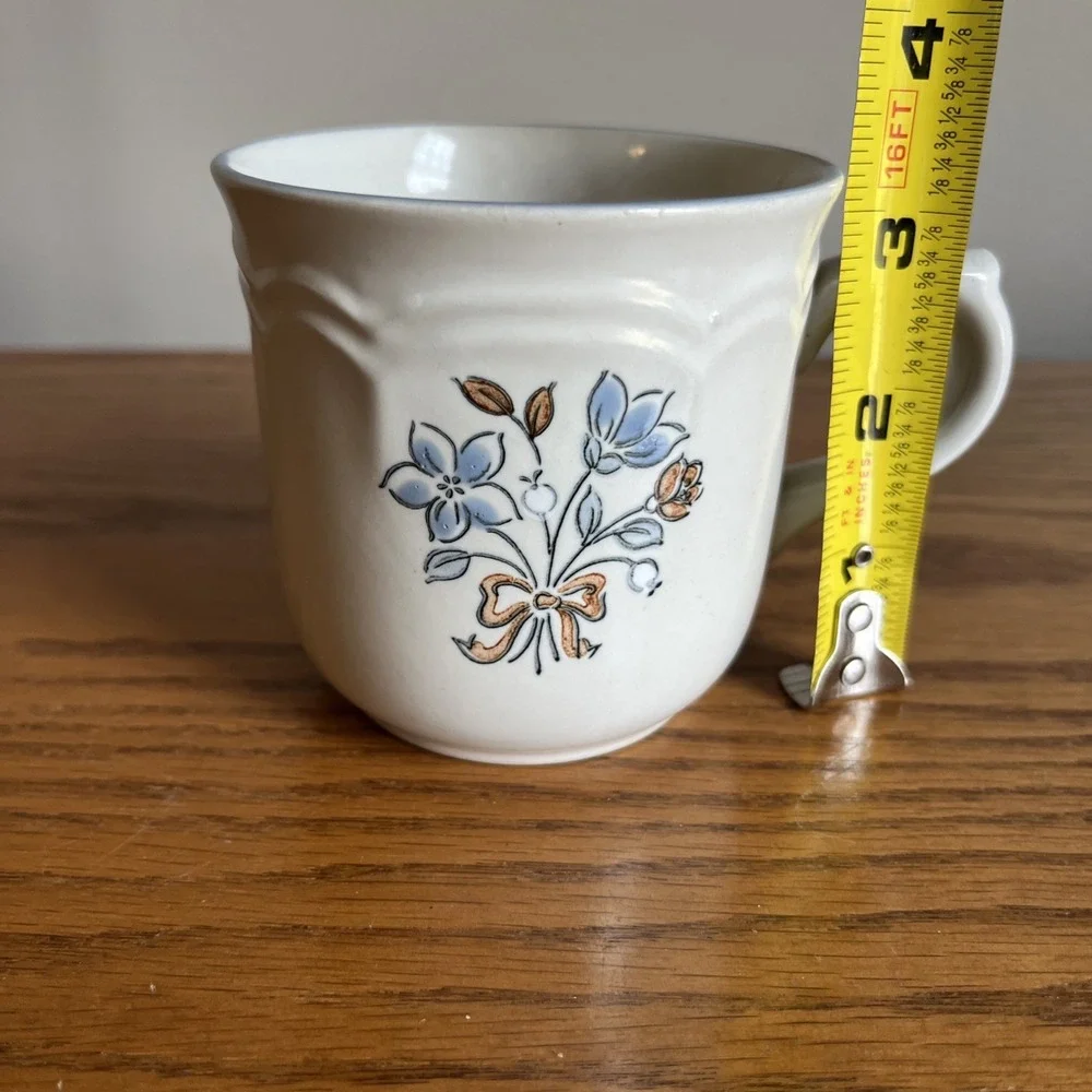 Vintage Cordella Collection Bluet Set Of 4 Saucers And 1 Coffee Cup Blue Floral